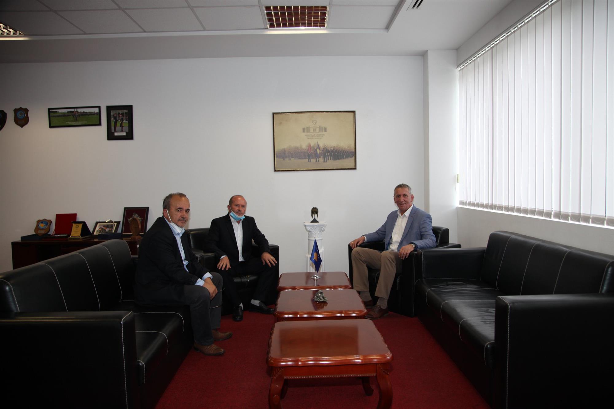 General Director Mr. Fadil KODRA visits the Minister of Defense of the Republic of Kosovo
