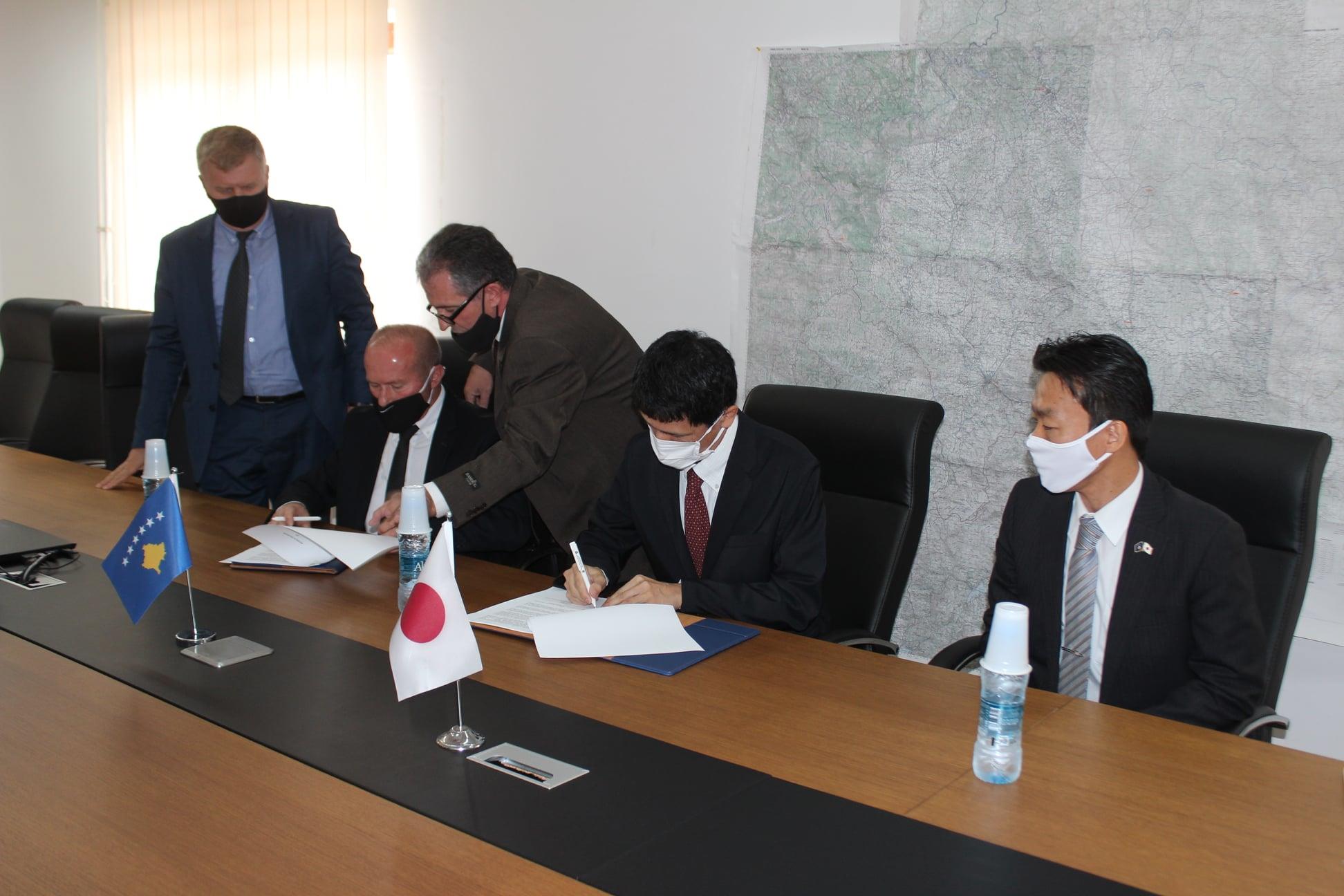 The cooperation agreement between AME and JICA Japan is signed.